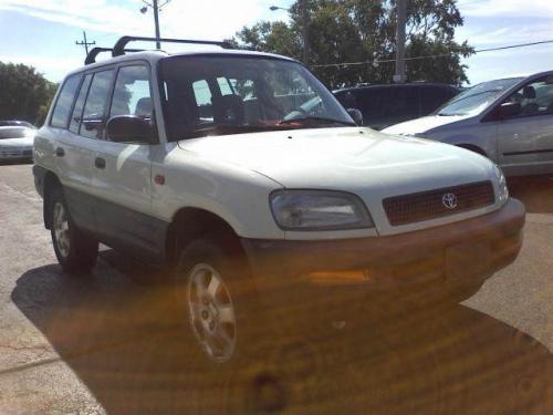 Photo Image Gallery & Touchup Paint: Toyota Rav4 in White    (041)  YEARS: 1996-1996