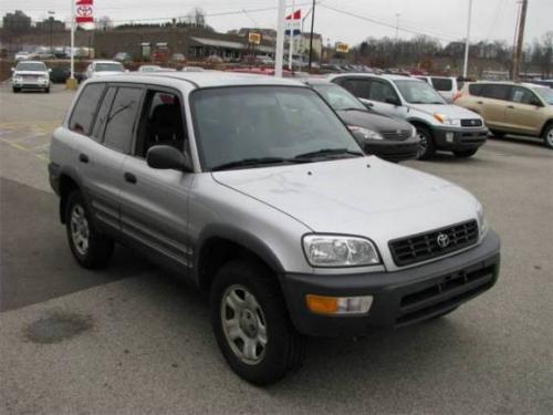 Photo Image Gallery & Touchup Paint: Toyota Rav4 in Alpine Silver Metallic  (199)  YEARS: 1997-1998