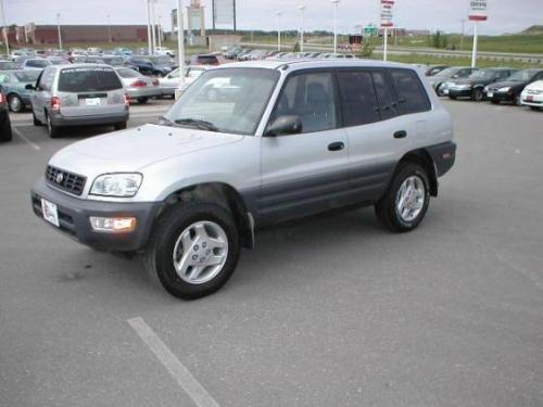 Photo Image Gallery & Touchup Paint: Toyota Rav4 in Alpine Silver Metallic  (199)  YEARS: 1997-1998