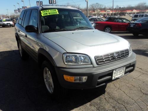 Photo Image Gallery & Touchup Paint: Toyota Rav4 in Alpine Silver Metallic  (199)  YEARS: 1997-1998