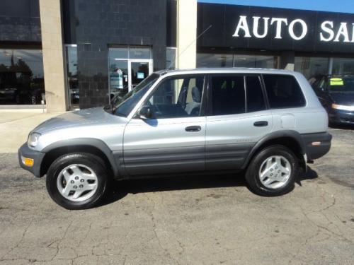 Photo Image Gallery & Touchup Paint: Toyota Rav4 in Alpine Silver Metallic  (199)  YEARS: 1997-1998