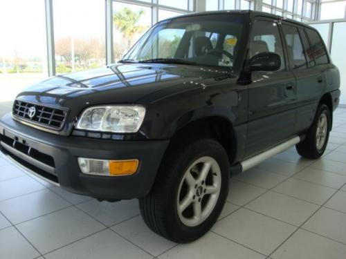 Photo Image Gallery & Touchup Paint: Toyota Rav4 in Black    (202)  YEARS: 1997-2000