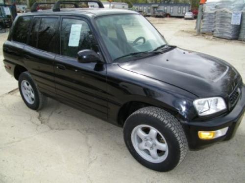 Photo Image Gallery & Touchup Paint: Toyota Rav4 in Black    (202)  YEARS: 1997-2000