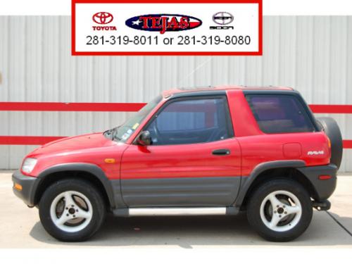 Photo Image Gallery & Touchup Paint: Toyota Rav4 in Bright Red   (3E6)  YEARS: 1996-1997