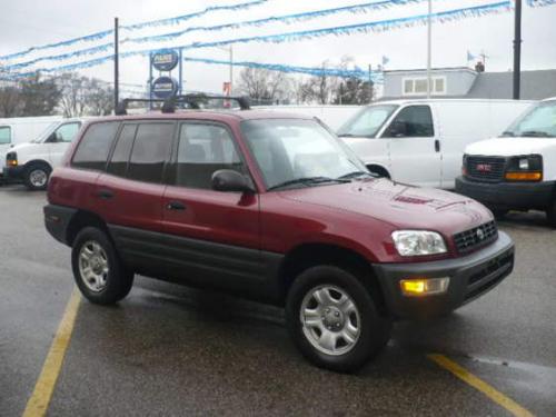 Photo Image Gallery & Touchup Paint: Toyota Rav4 in Venetian Red Pearl  (3M8)  YEARS: 1999-2000