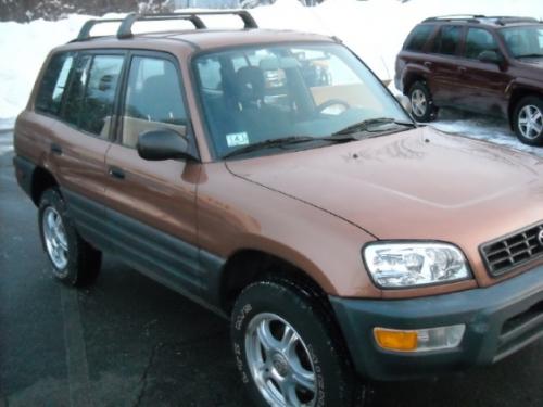 Photo Image Gallery & Touchup Paint: Toyota Rav4 in Sedona Sunset Metallic  (4J6)  YEARS: 1998-1998