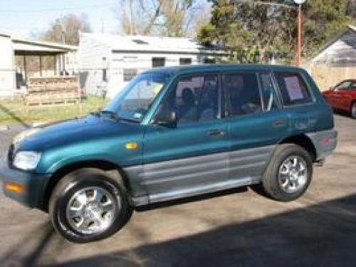 Photo Image Gallery & Touchup Paint: Toyota Rav4 in Sequoia Green Metallic  (6N5)  YEARS: 1996-1997