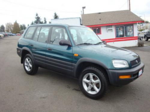 Photo Image Gallery & Touchup Paint: Toyota Rav4 in Sequoia Green Metallic  (6N5)  YEARS: 1996-1997