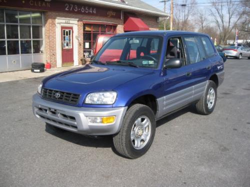 Photo Image Gallery & Touchup Paint: Toyota Rav4 in Royal Sapphire Pearl  (8L5)  YEARS: 1998-2000