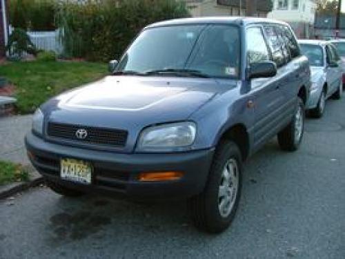 Photo Image Gallery & Touchup Paint: Toyota Rav4 in Purple Storm Metallic  (925)  YEARS: 1996-1997
