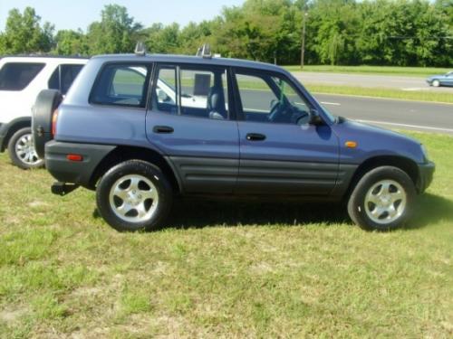 Photo Image Gallery & Touchup Paint: Toyota Rav4 in Purple Storm Metallic  (925)  YEARS: 1996-1997