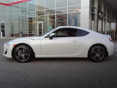 Photo Image Gallery & Touchup Paint: Scion Frs in Whiteout    (37J)  YEARS: 2013-2013