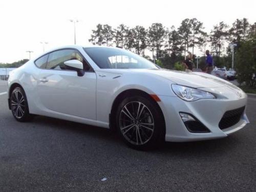 Photo Image Gallery & Touchup Paint: Scion Frs in Whiteout    (37J)  YEARS: 2013-2013