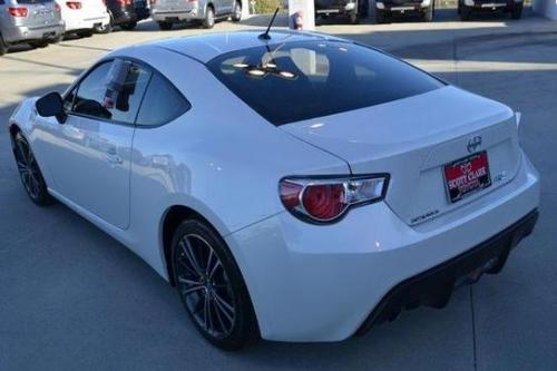 Photo Image Gallery & Touchup Paint: Scion Frs in Whiteout    (37J)  YEARS: 2013-2013