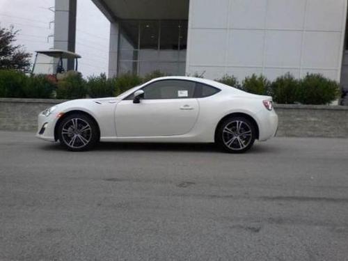 Photo Image Gallery & Touchup Paint: Scion Frs in Whiteout    (37J)  YEARS: 2013-2013