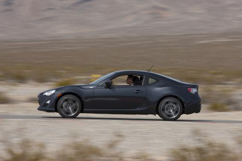 Photo Image Gallery & Touchup Paint: Scion Frs in Asphalt    (61K)  YEARS: 2013-2013