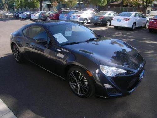 Photo Image Gallery & Touchup Paint: Scion Frs in Asphalt    (61K)  YEARS: 2013-2013