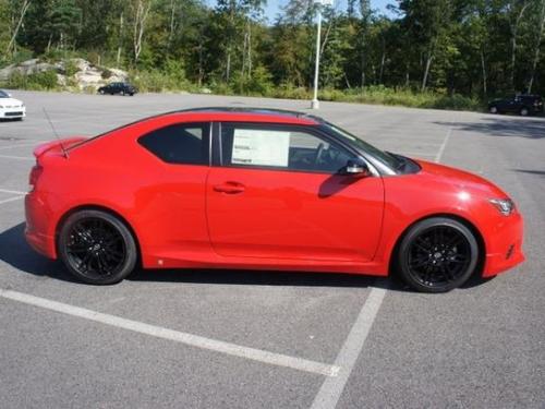 Photo Image Gallery & Touchup Paint: Scion TC in Absolutely Red   (3P0)  YEARS: 2014-2014