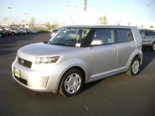 Photo Image Gallery & Touchup Paint: Scion XB in Classic Silver Metallic  (1F7)  YEARS: 2008-2013