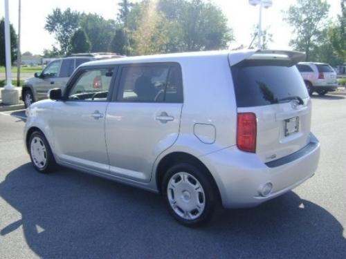 Photo Image Gallery & Touchup Paint: Scion XB in Classic Silver Metallic  (1F7)  YEARS: 2008-2013