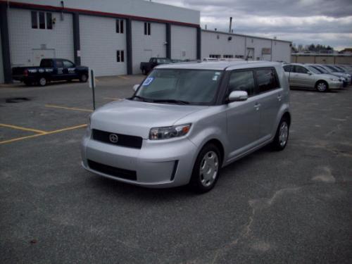Photo Image Gallery & Touchup Paint: Scion XB in Classic Silver Metallic  (1F7)  YEARS: 2008-2013