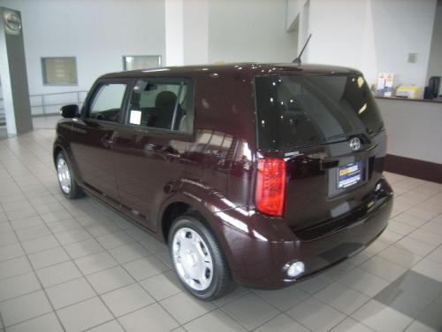 Photo Image Gallery & Touchup Paint: Scion XB in Sizzling Crimson Mica  (3R0)  YEARS: 2010-2013