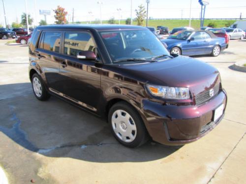 Photo Image Gallery & Touchup Paint: Scion XB in Sizzling Crimson Mica  (3R0)  YEARS: 2010-2013