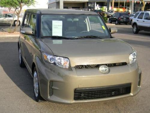 Photo Image Gallery & Touchup Paint: Scion XB in Army Rock Metallic  (4V0)  YEARS: 2011-2013