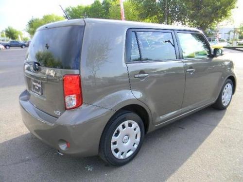 Photo Image Gallery & Touchup Paint: Scion XB in Army Rock Metallic  (4V0)  YEARS: 2011-2013