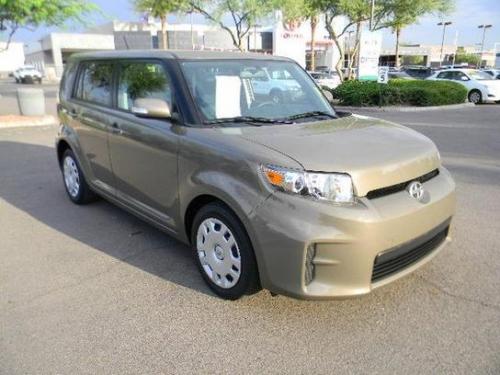 Photo Image Gallery & Touchup Paint: Scion XB in Army Rock Metallic  (4V0)  YEARS: 2011-2013