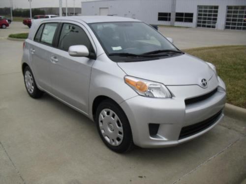 Photo Image Gallery & Touchup Paint: Scion XD in Classic Silver Metallic  (1F7)  YEARS: 2011-2013