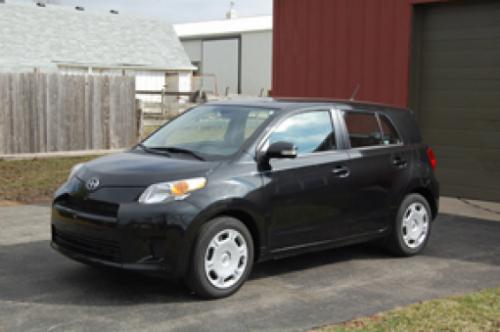 Photo Image Gallery & Touchup Paint: Scion XD in Black Sand Pearl  (209)  YEARS: 2008-2013