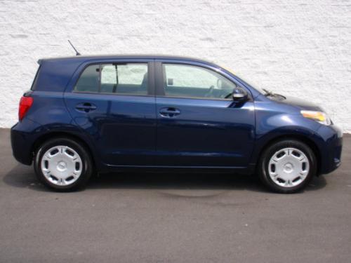 Photo Image Gallery & Touchup Paint: Scion XD in Nautical Blue Metallic  (8S6)  YEARS: 2008-2013