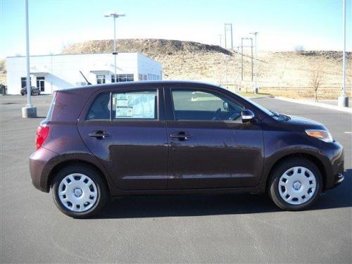 Photo Image Gallery & Touchup Paint: Scion XD in Black Currant Metallic  (9AH)  YEARS: 2010-2013