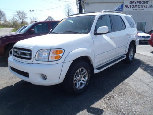 Photo Image Gallery & Touchup Paint: Toyota Sequoia in Natural White   (056)  YEARS: 2001-2006