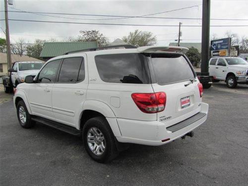 Photo Image Gallery & Touchup Paint: Toyota Sequoia in Natural White   (056)  YEARS: 2001-2006