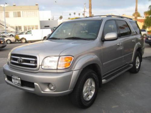 Photo Image Gallery & Touchup Paint: Toyota Sequoia in Thunder Gray Metallic  (1C7)  YEARS: 2001-2002