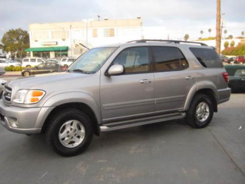 Photo Image Gallery & Touchup Paint: Toyota Sequoia in Thunder Gray Metallic  (1C7)  YEARS: 2001-2002