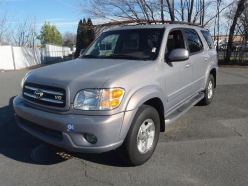 Photo Image Gallery & Touchup Paint: Toyota Sequoia in Thunder Gray Metallic  (1C7)  YEARS: 2001-2002