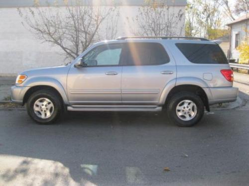 Photo Image Gallery & Touchup Paint: Toyota Sequoia in Thunder Gray Metallic  (1C7)  YEARS: 2001-2002