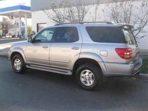 Photo Image Gallery & Touchup Paint: Toyota Sequoia in Thunder Gray Metallic  (1C7)  YEARS: 2001-2002