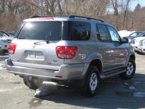Photo Image Gallery & Touchup Paint: Toyota Sequoia in Silver Sky Metallic  (1D6)  YEARS: 2001-2007