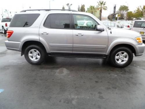Photo Image Gallery & Touchup Paint: Toyota Sequoia in Silver Sky Metallic  (1D6)  YEARS: 2001-2007