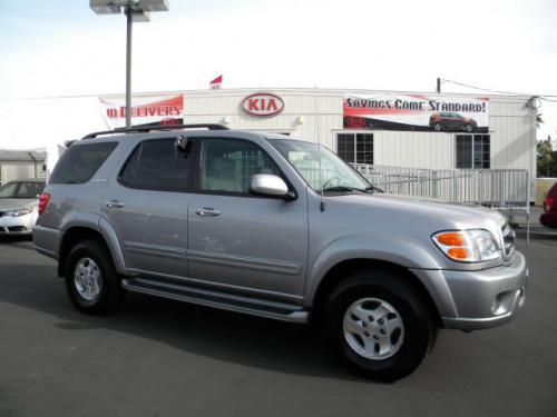 Photo Image Gallery & Touchup Paint: Toyota Sequoia in Silver Sky Metallic  (1D6)  YEARS: 2001-2007