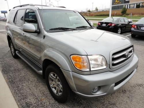 Photo Image Gallery & Touchup Paint: Toyota Sequoia in Silver Sky Metallic  (1D6)  YEARS: 2001-2007