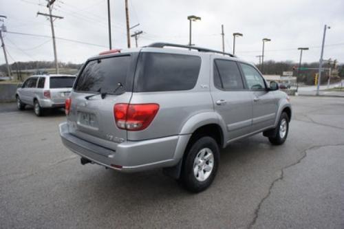 Photo Image Gallery & Touchup Paint: Toyota Sequoia in Silver Sky Metallic  (1D6)  YEARS: 2001-2007