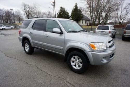 Photo Image Gallery & Touchup Paint: Toyota Sequoia in Silver Sky Metallic  (1D6)  YEARS: 2001-2007