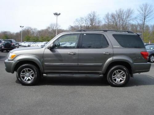 Photo Image Gallery & Touchup Paint: Toyota Sequoia in Phantom Gray Pearl  (1E3)  YEARS: 2003-2007