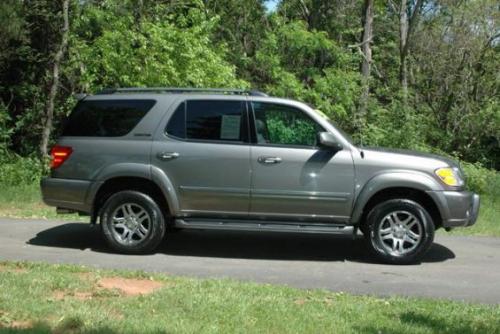 Photo Image Gallery & Touchup Paint: Toyota Sequoia in Phantom Gray Pearl  (1E3)  YEARS: 2003-2007