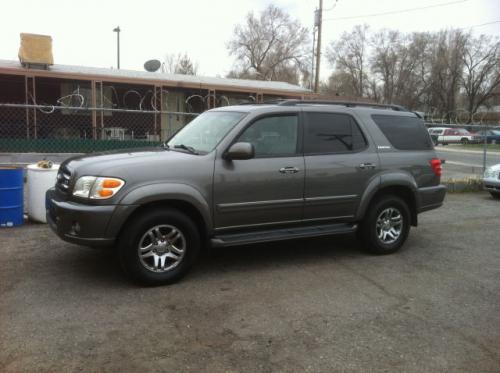 Photo Image Gallery & Touchup Paint: Toyota Sequoia in Phantom Gray Pearl  (1E3)  YEARS: 2003-2007